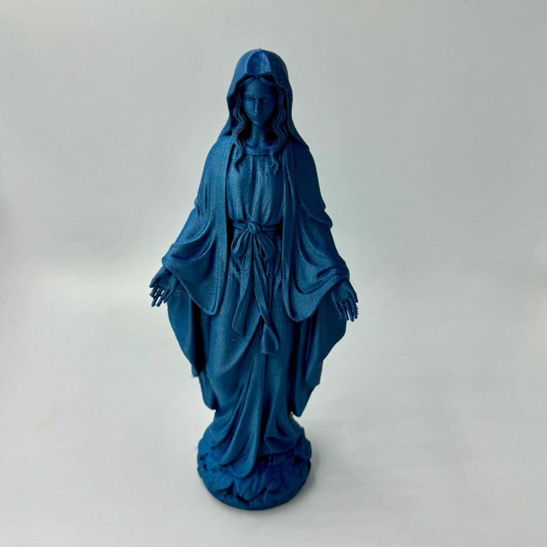 Figurka Najświętszej Maryji Panny